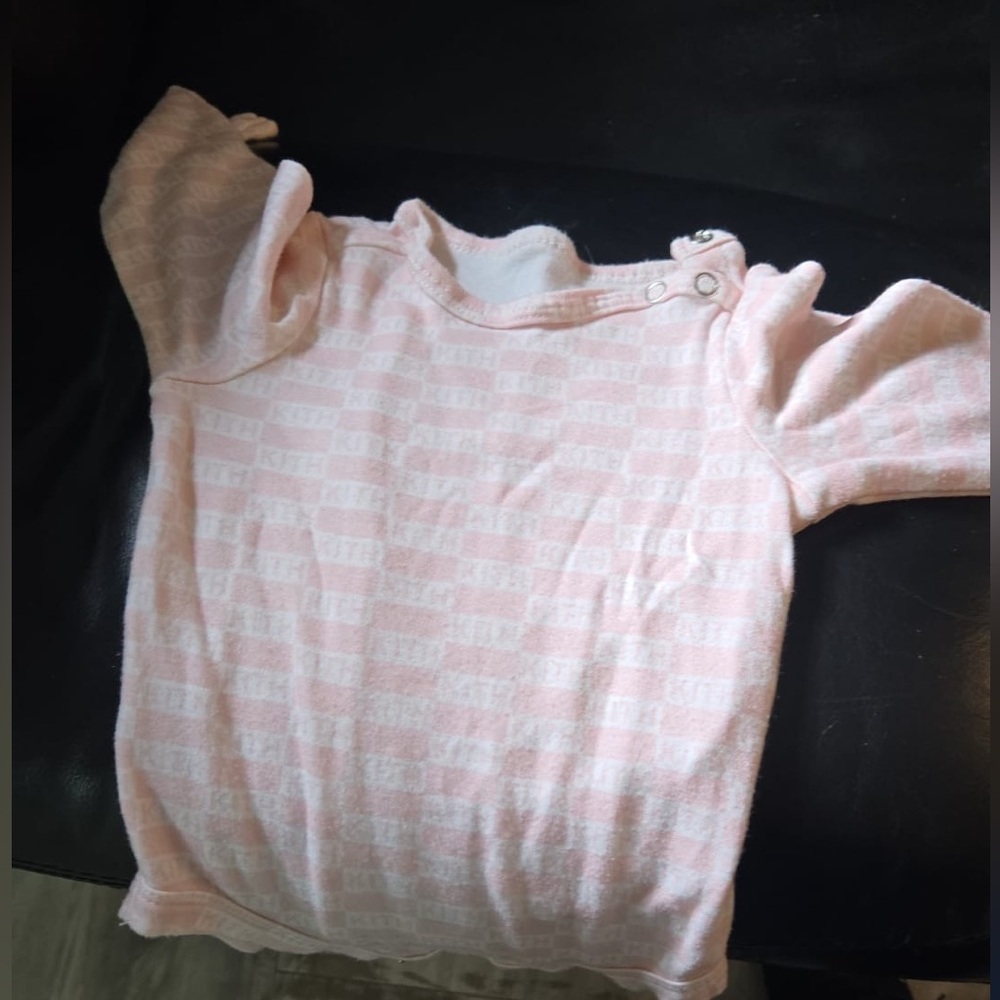 KITH baby logo top